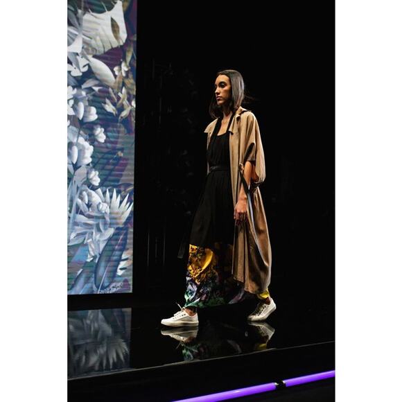 Artista Budapest Handmade Designer Sleeveless Graphic Maxi Dress Size Large - Picture 2 of 13